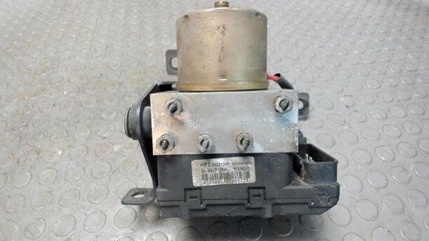 Foto: HAUPTBREMSAGGREGAT ABS eines Hdpic Galloper 3.0 V6