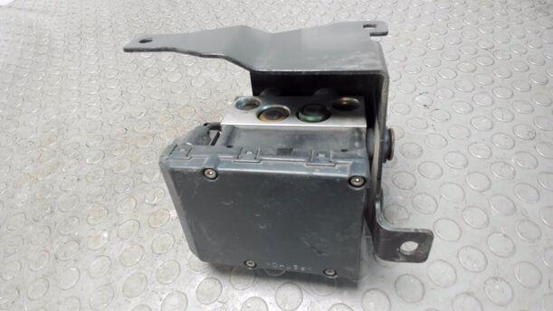 Foto: HAUPTBREMSAGGREGAT ABS eines Hdpic Galloper 3.0 V6