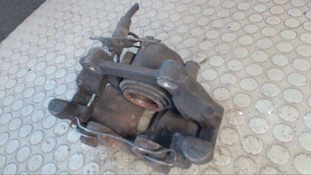 Foto: BREMSSATTEL VORN RECHTS eines Audi A4 1.8