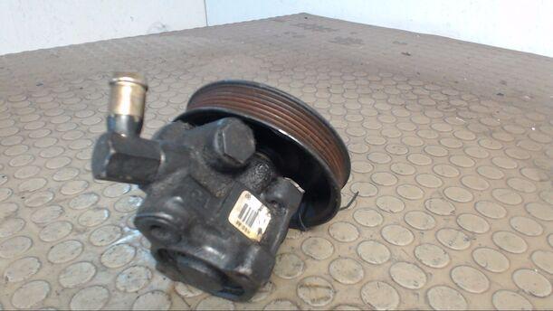 Foto: LENKGETRIEBEPUMPE eines Ford Mondeo Turnier