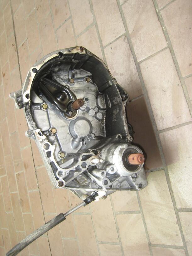 Foto: SCHALTGETRIEBE 5-GANG  JB3097 eines Renault Rapid T55