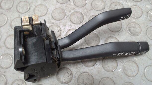 Foto: SCHEIBENWISCHERSCHALTER / LICHTSCHALTER eines Ford Sierra