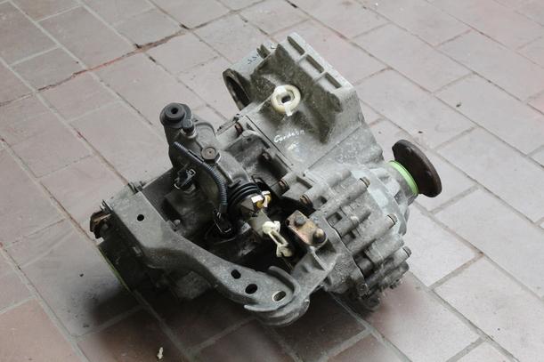 Foto: SCHALTGETRIEBE 5-GANG DFN eines Seat Cordoba 1.6i