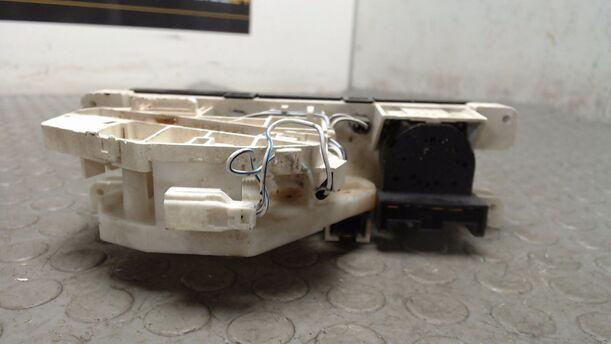 Foto: HEIZUNGSBRTÄTIGUNG eines Nissan Almera 1.4
