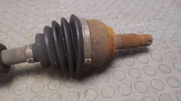 Foto: ANTRIEBSWELLE LINKS eines Rover 75 2.0 V6