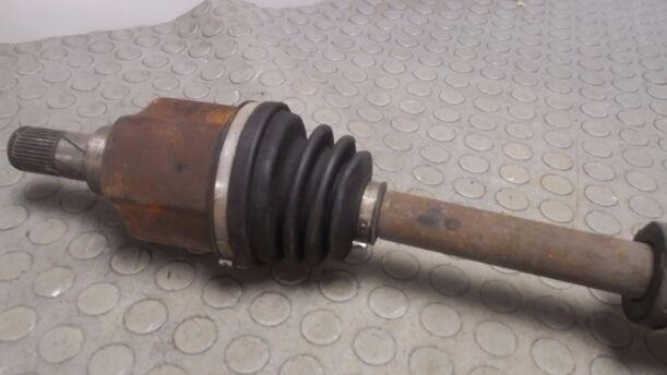 Foto: ANTRIEBSWELLE LINKS eines Rover 75 2.0 V6