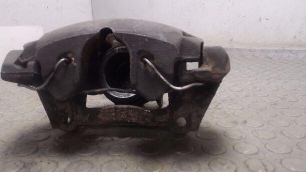Foto: BREMSSATTEL VORN RECHTS eines Rover 75 2.0 V6
