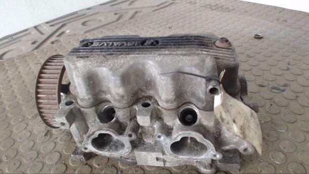 Foto: ZYLINDERKOPF 1. REIHE eines Subaru Impreza 2.0 4WD