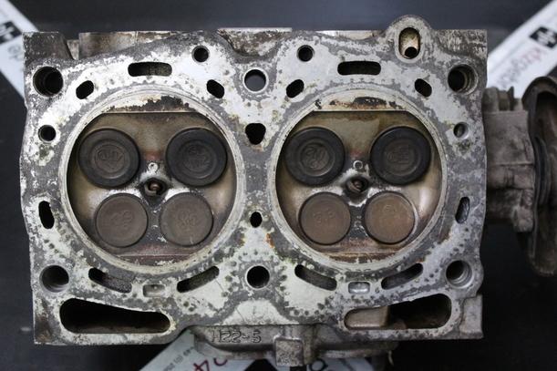 Foto: ZYLINDERKOPF 2. REIHE eines Subaru Impreza 2.0 4WD