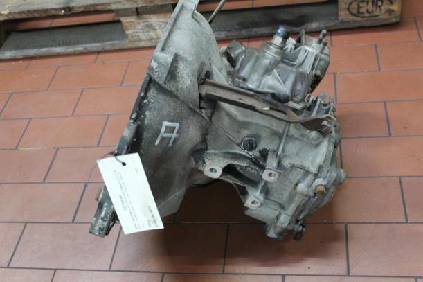 Foto: SCHALTGETRIEBE 4-GANG eines OPEL ASCONA C CC