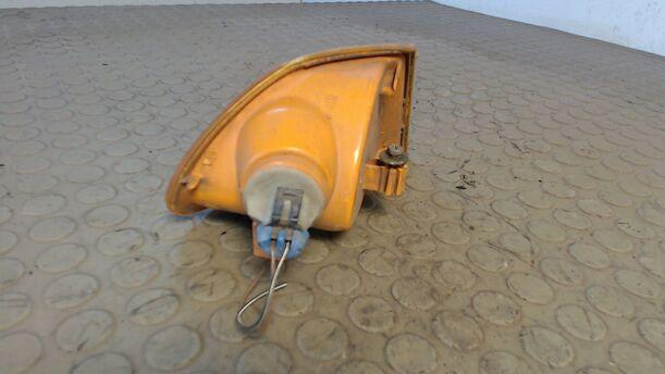 Foto: BLINKER VORN LINKS eines Opel Astra