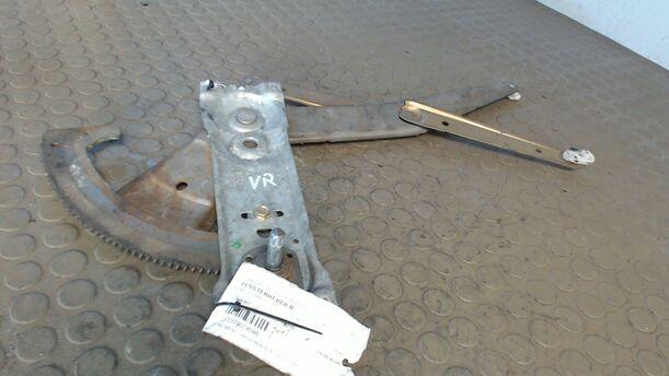 Foto: FENSTERHEBER MECH. VORN RECHTS (4/5-TÜRER) eines Opel Astra