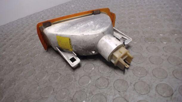 Foto: BLINKER / BLINKLEUCHTE LINKS (FACELIFT) eines OPEL ASCONA C CC