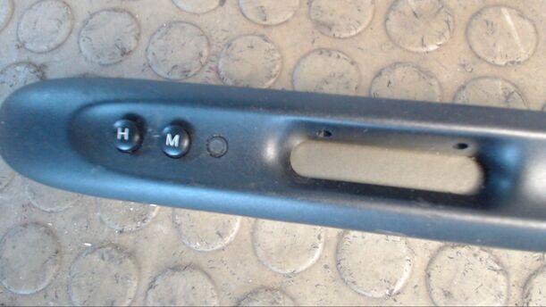 Foto: UHR eines Ford Mondeo Turnier 16V
