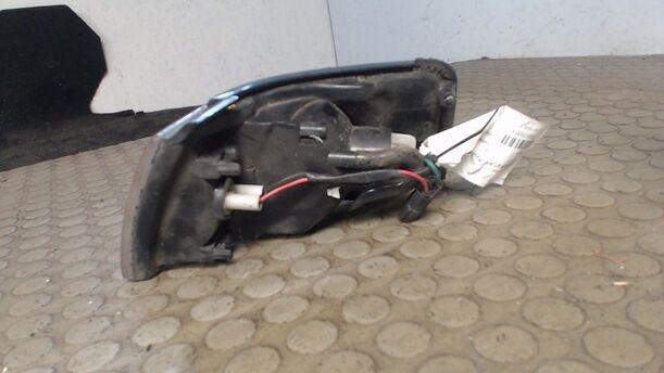 Foto: BLINKER / BLINKLEUCHTE RECHTS eines Mazda 323 1.4i