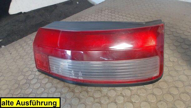 Foto: HECKLEUCHTE / RÜCKLEUCHTE RECHTS eines Mazda 323 1.4i