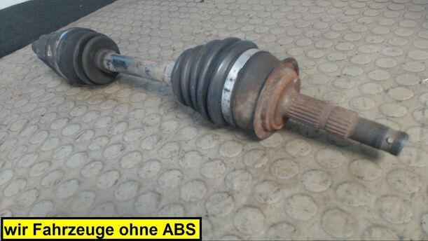 Foto: ANTRIEBSWELLE LINKS eines Opel Corsa 12V