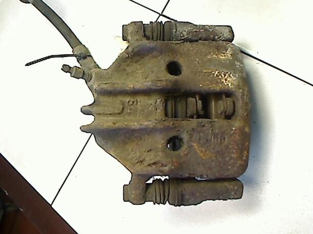 Foto: BREMSSATTEL VORN LINKS eines Volvo 440