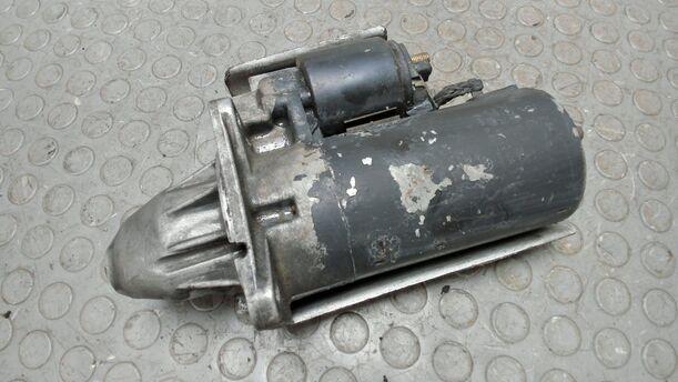 Foto: ANLASSER / STARTER BOSCH ( SCHALTGETRIEBE ) eines Ford Sierra