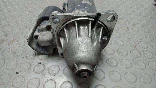 Foto: ANLASSER / STARTER BOSCH ( SCHALTGETRIEBE ) eines Ford Sierra