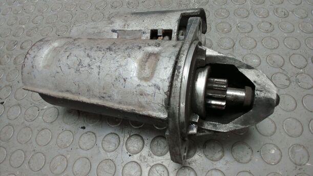 Foto: ANLASSER / STARTER BOSCH ( SCHALTGETRIEBE ) eines Ford Sierra