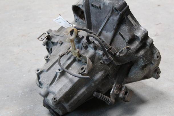 Foto: SCHALTGETRIEBE  5-GANG eines Rover 216i Cabriolet s