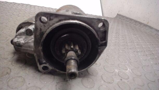 Foto: ANLASSER / STARTER BOSCH eines VW GOLF L