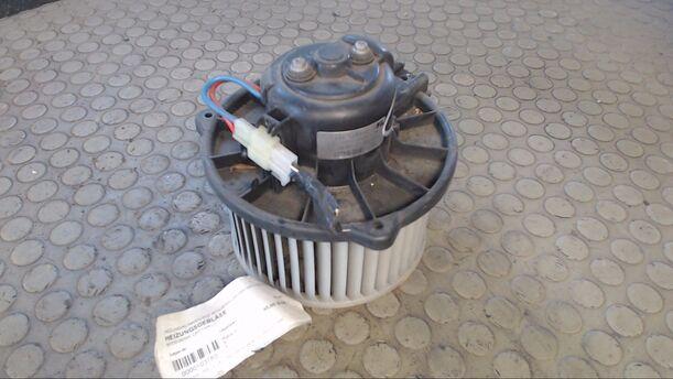 Foto: HEIZUNGSGEBLÄSE eines Mitsubishi Carisma 1600 Holiday