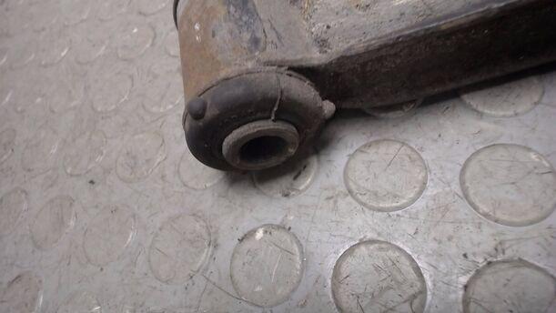 Foto: QUERLENKER VORN LINKS (17mm Traggelenk) eines VW JETTA 1,5
