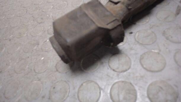 Foto: QUERLENKER VORN LINKS (17mm Traggelenk) eines VW JETTA 1,5
