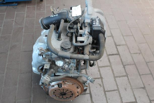 Foto: MOTOR eines Mazda Demio 1.4