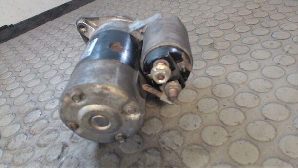 Foto: ANLASSER / STARTER eines Mitsubishi Lancer 1300