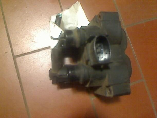 Foto: ZÜNDSPULE eines Ford Escort 16V