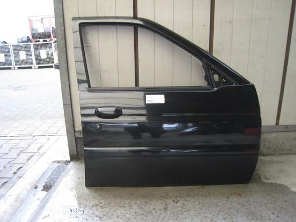 Foto: TÜR VORNE RECHTS (4/5 Türer) eines Ford Escort Turnier 16V