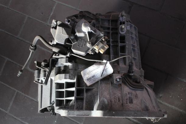 Foto: SCHALTGETRIEBE 5-GANG  (Ungeprüft) eines Ford Mondeo Turnier 16V