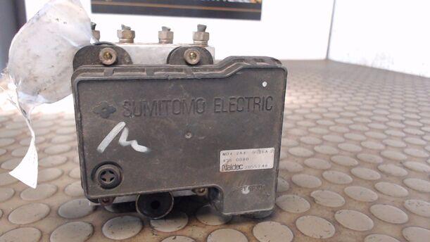Foto: HAUPTBREMSAGGREGAT ABS eines Mazda 626 1.9