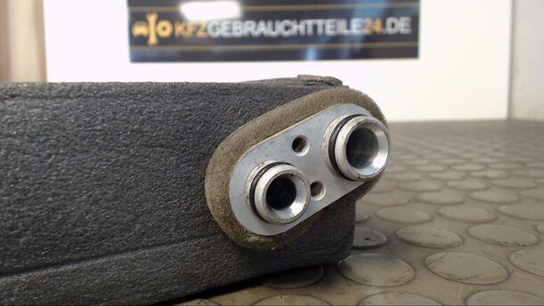 Foto: VERDAMPFER KLIMAANLAGE eines Lexus IS 200 Comfort