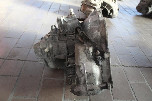 Foto: SCHALTGETRIEBE 5-GANG eines Opel Corsa TD Comfort