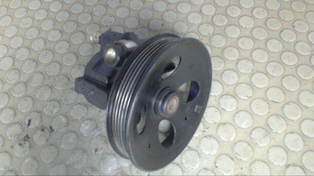 Foto: LENKGETRIEBEPUMPE eines Opel Corsa Comfort