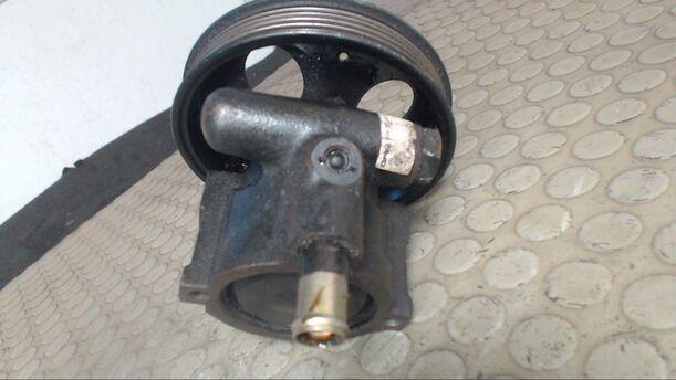 Foto: LENKGETRIEBEPUMPE eines Opel Corsa Comfort