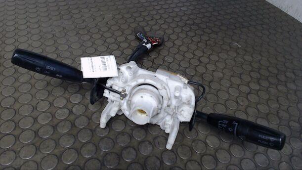 Foto: KOMBISCHALTER eines Kia Sephia