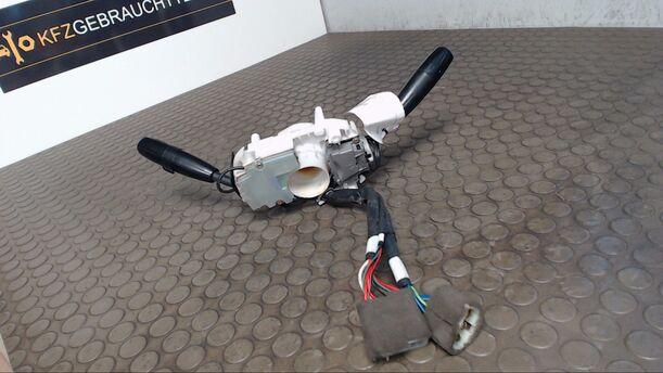 Foto: KOMBISCHALTER eines Kia Sephia