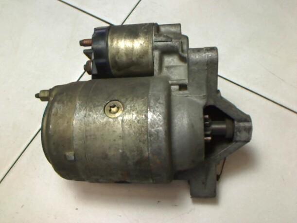 Foto: ANLASSER / STARTER VALEO eines Peugeot 205 Green