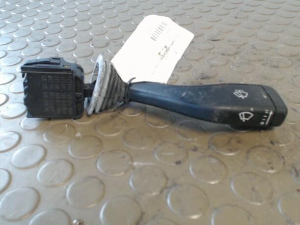 Foto: SCHEIBENWISCHERSCHALTER R eines Opel Omega GRI