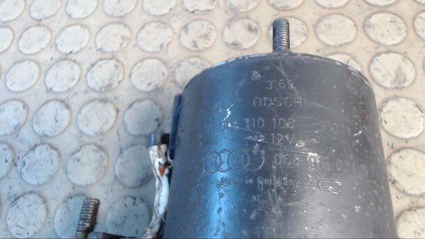 Foto: ANLASSER / STARTER BOSCH eines VW Passat Variant 1.9 TDI