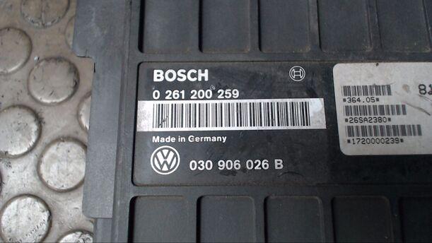 Foto: EINSPRITZSTEUERGERÄT eines VW Polo SLX