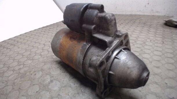 Foto: ANLASSER / STARTER BOSCH eines Ford Orion SLX