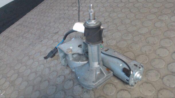 Foto: SCHEIBENWISCHERMOTOR HINTEN eines Opel Corsa 16V