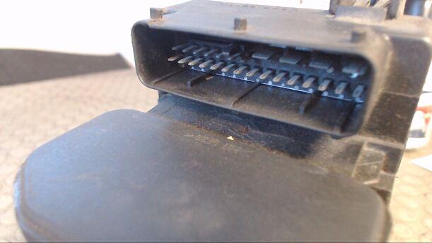 Foto: HAUPTBREMSAGGREGAT ABS eines Opel Corsa 16V