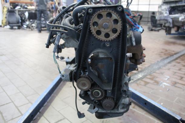 Foto: MOTOR X12SZ (30000 km) eines Opel Corsa Motion
